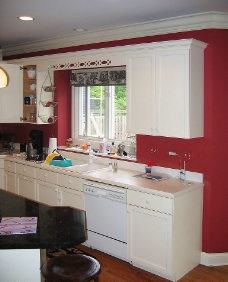 红色调红白色调现代风格厨房图片